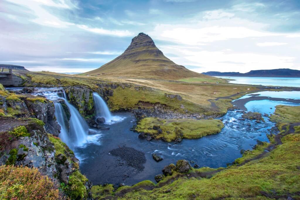 iceland best places to travel alone