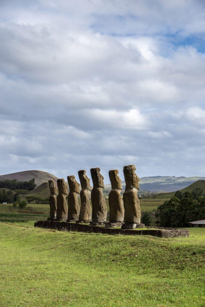 how to travel easter island