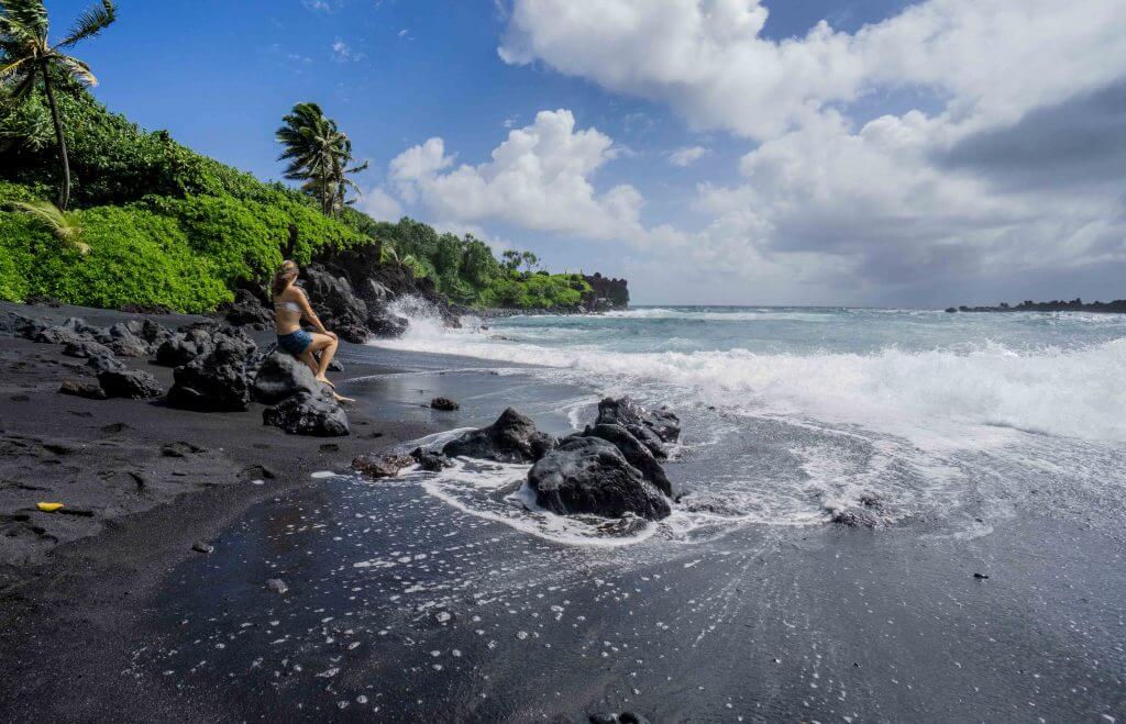 weekend trips for solo female travelers hawaii