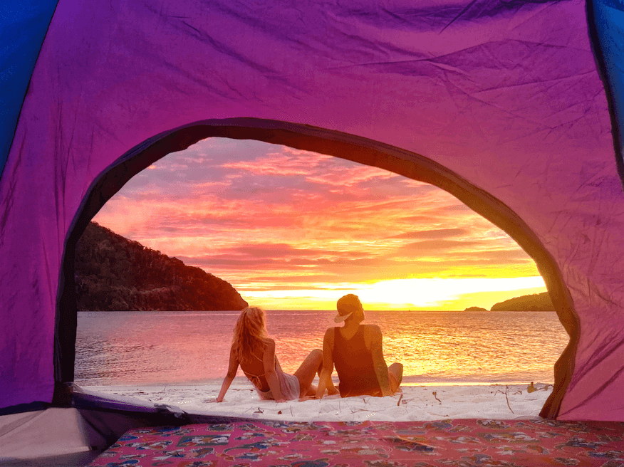 tent sunrise island