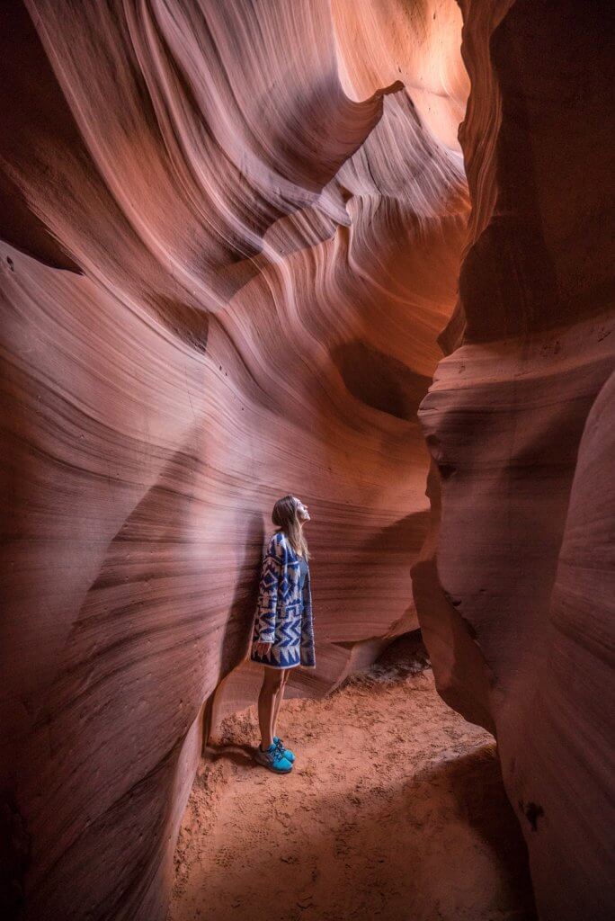 upper vs lower antelope canyon