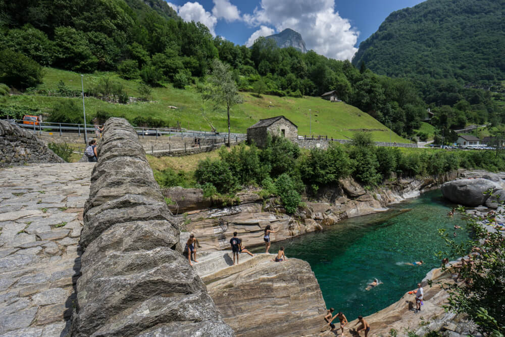 valle verzasca lavertezzo