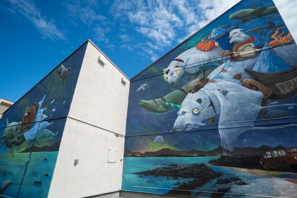 seawalls murals churchill