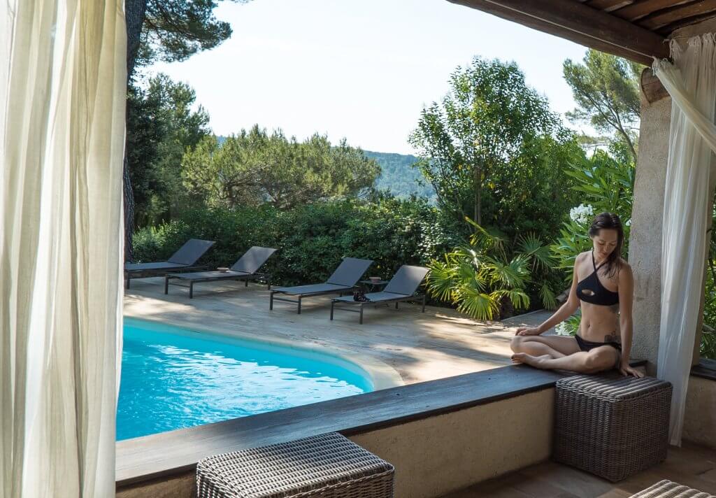 how to stay healthy traveling