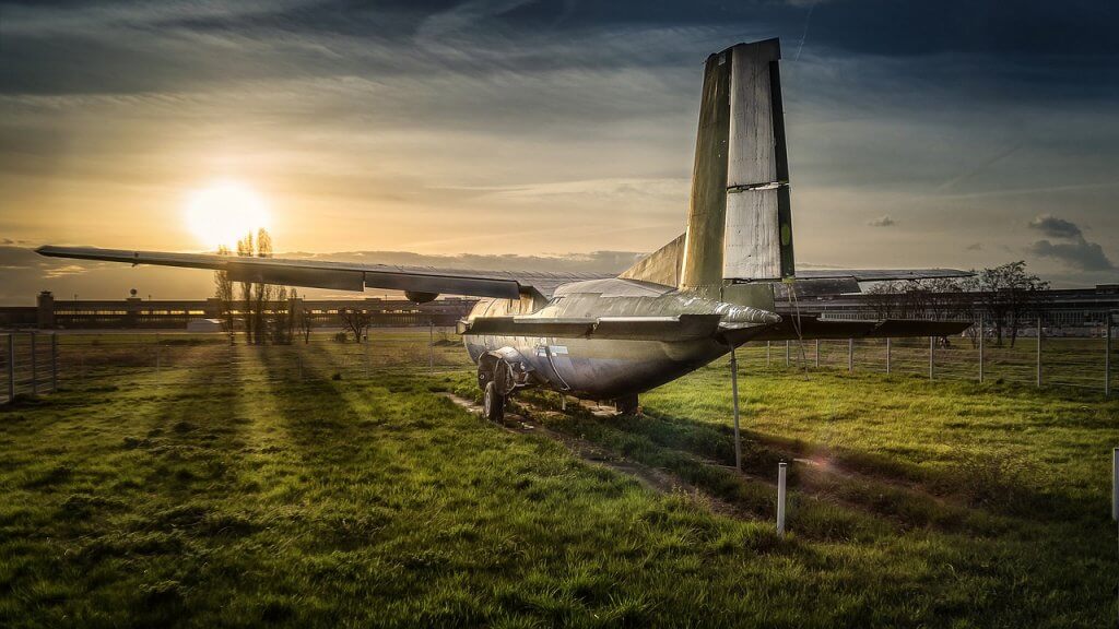 berlin tempelhof airport tour