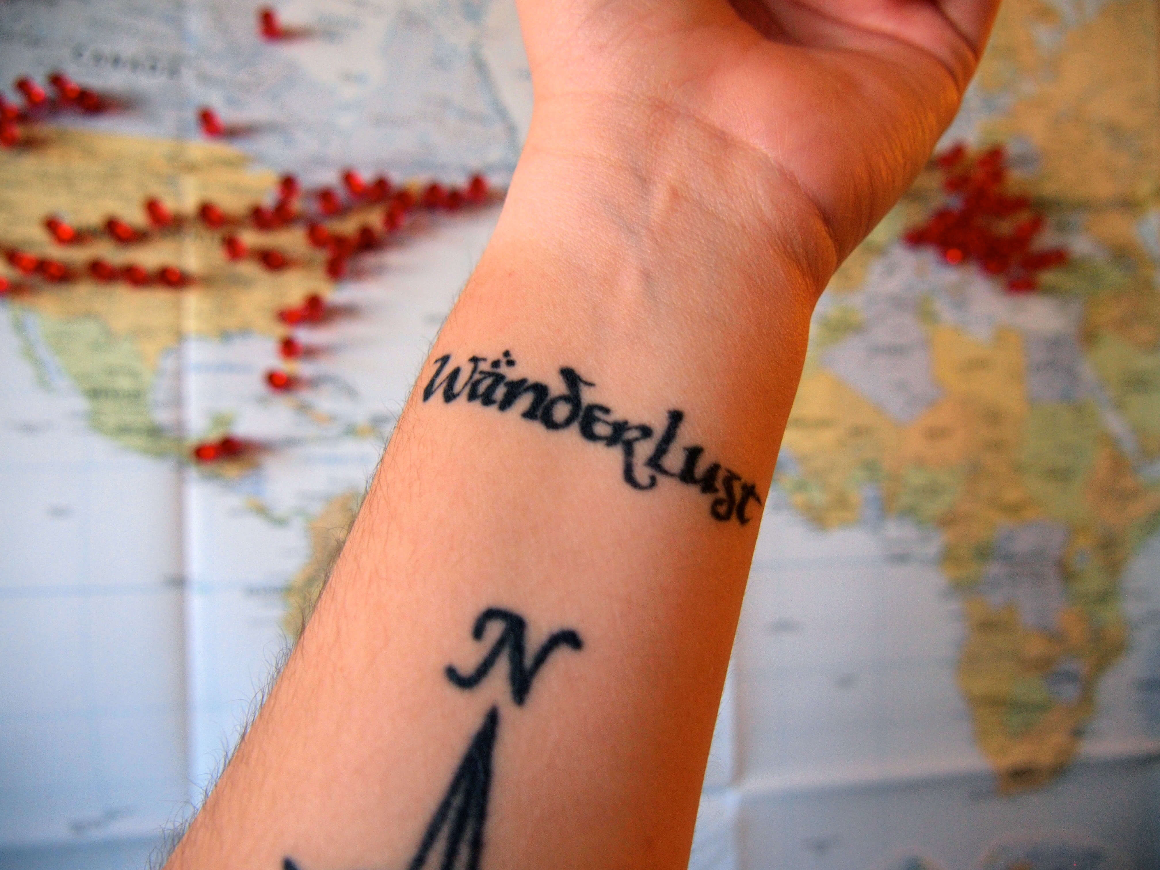 40 Inspiring Travel Tattoo Ideas For Wanderers Out There - Greenorc | Globe  tattoos, Tattoos, Geometric tattoo