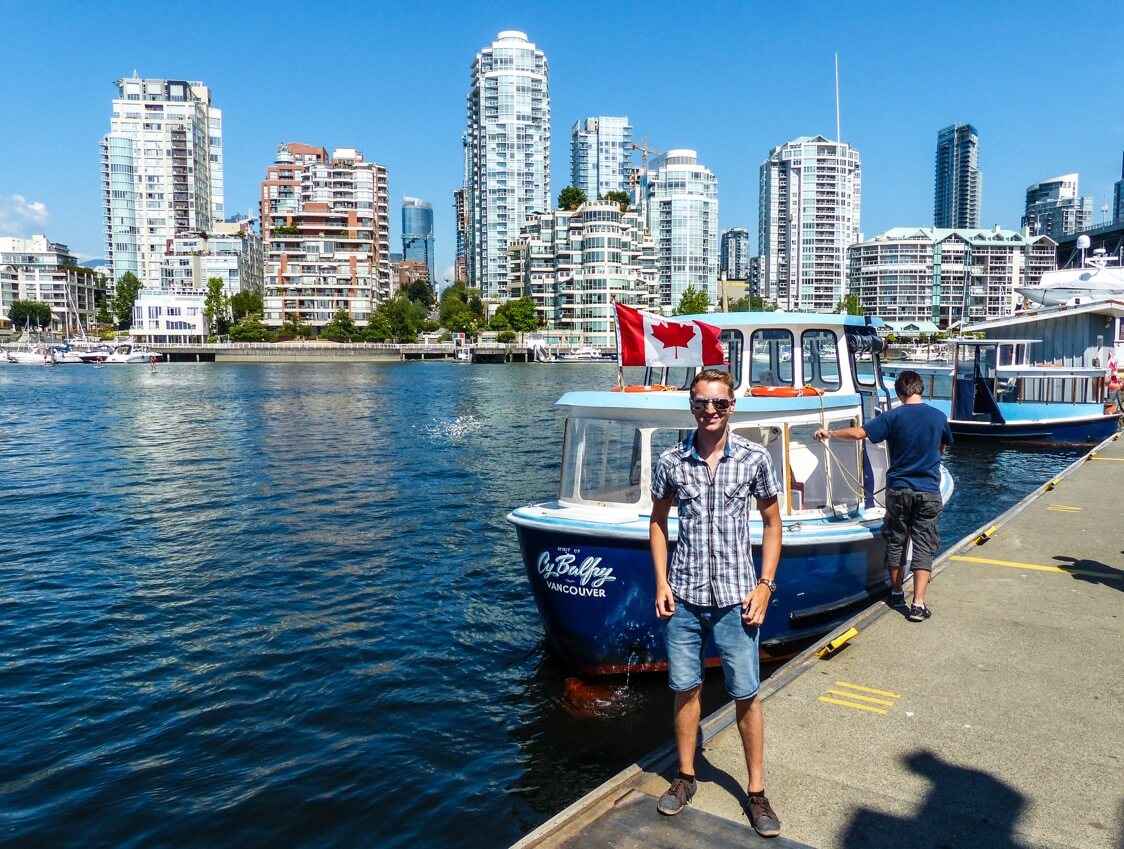 travelling solo in vancouver