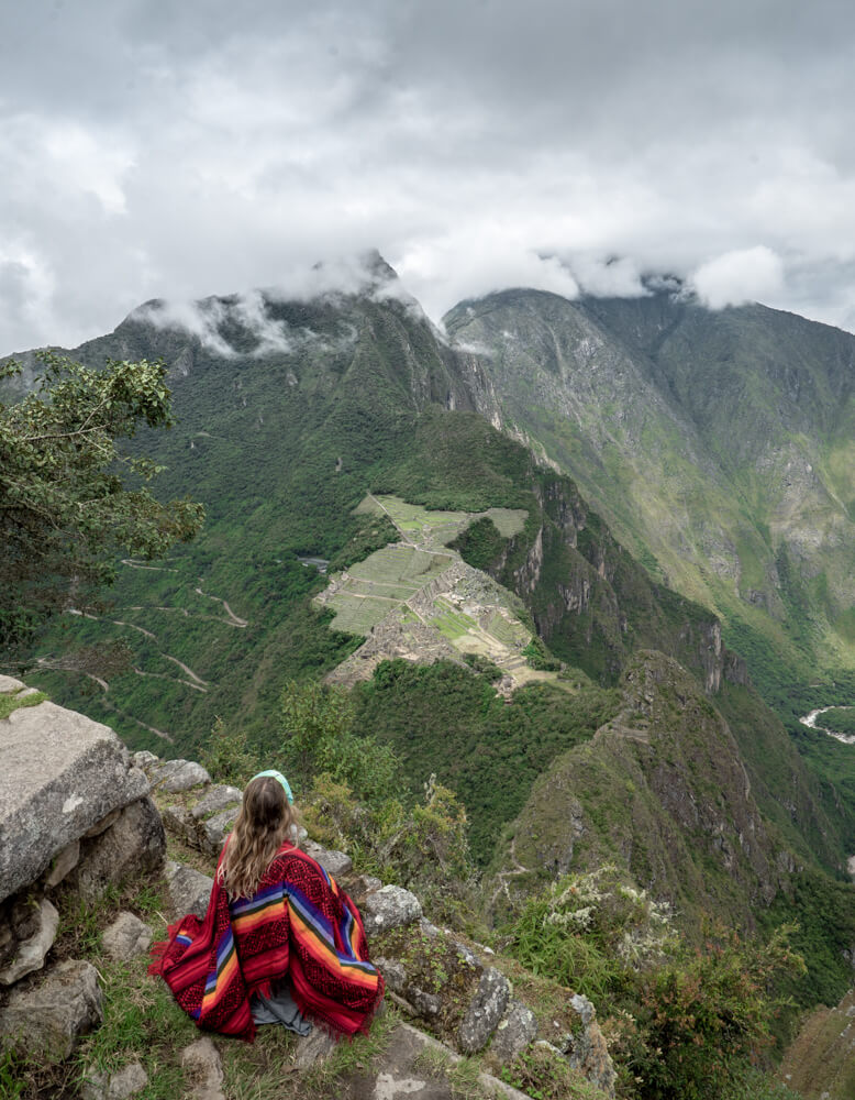 hiking inca trail