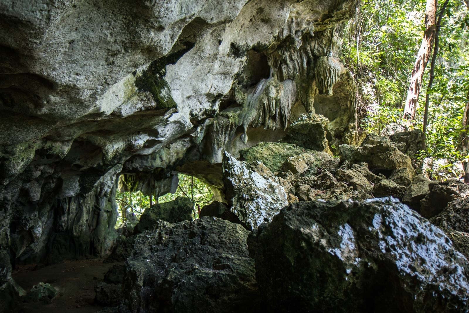 el nido palawan tourist spot itinerary