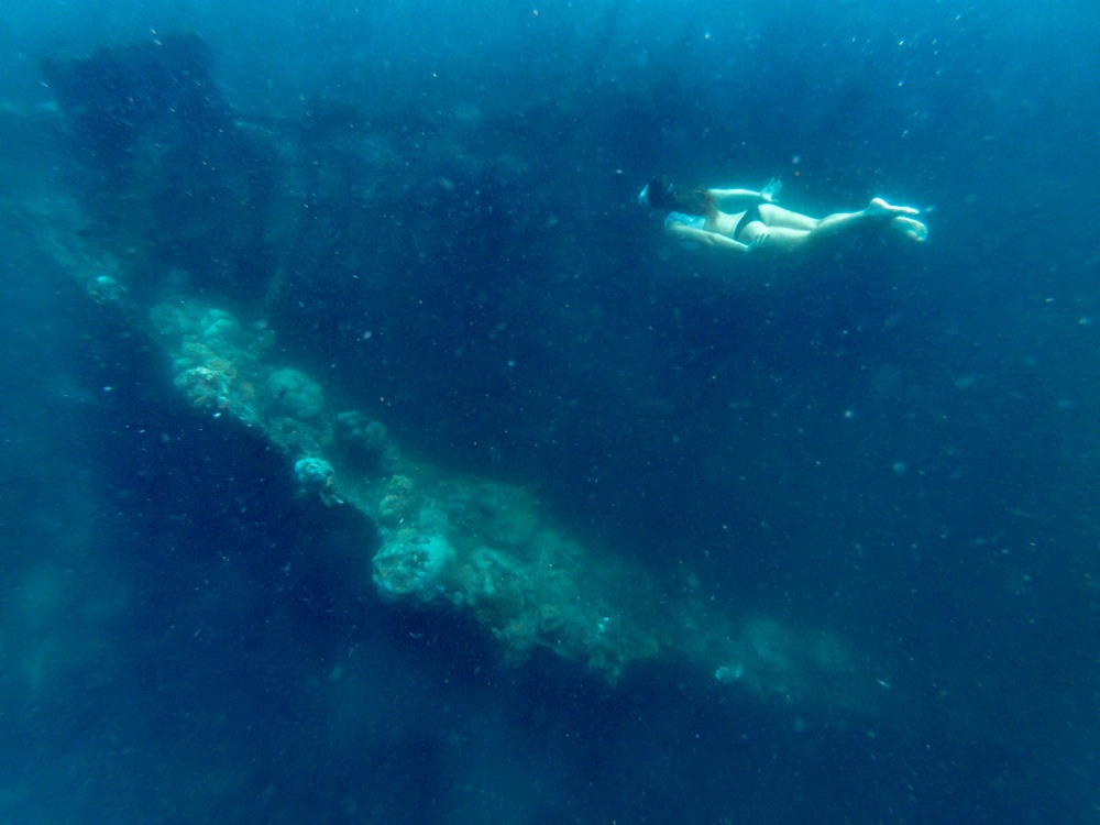 skeleton wreck coron island hopping