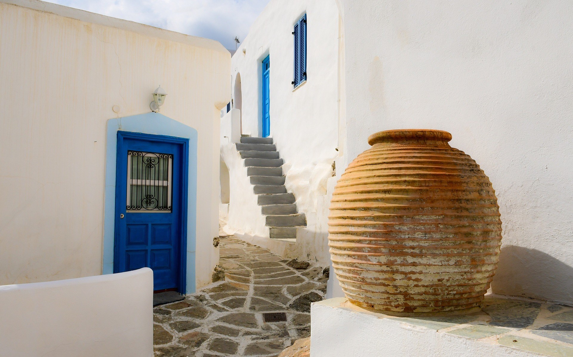 How to Spend 7 Days Island-Hopping in Greece