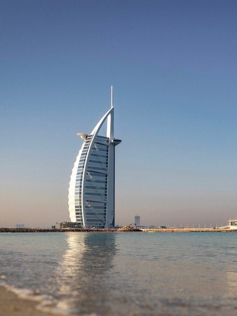 solo travel group dubai