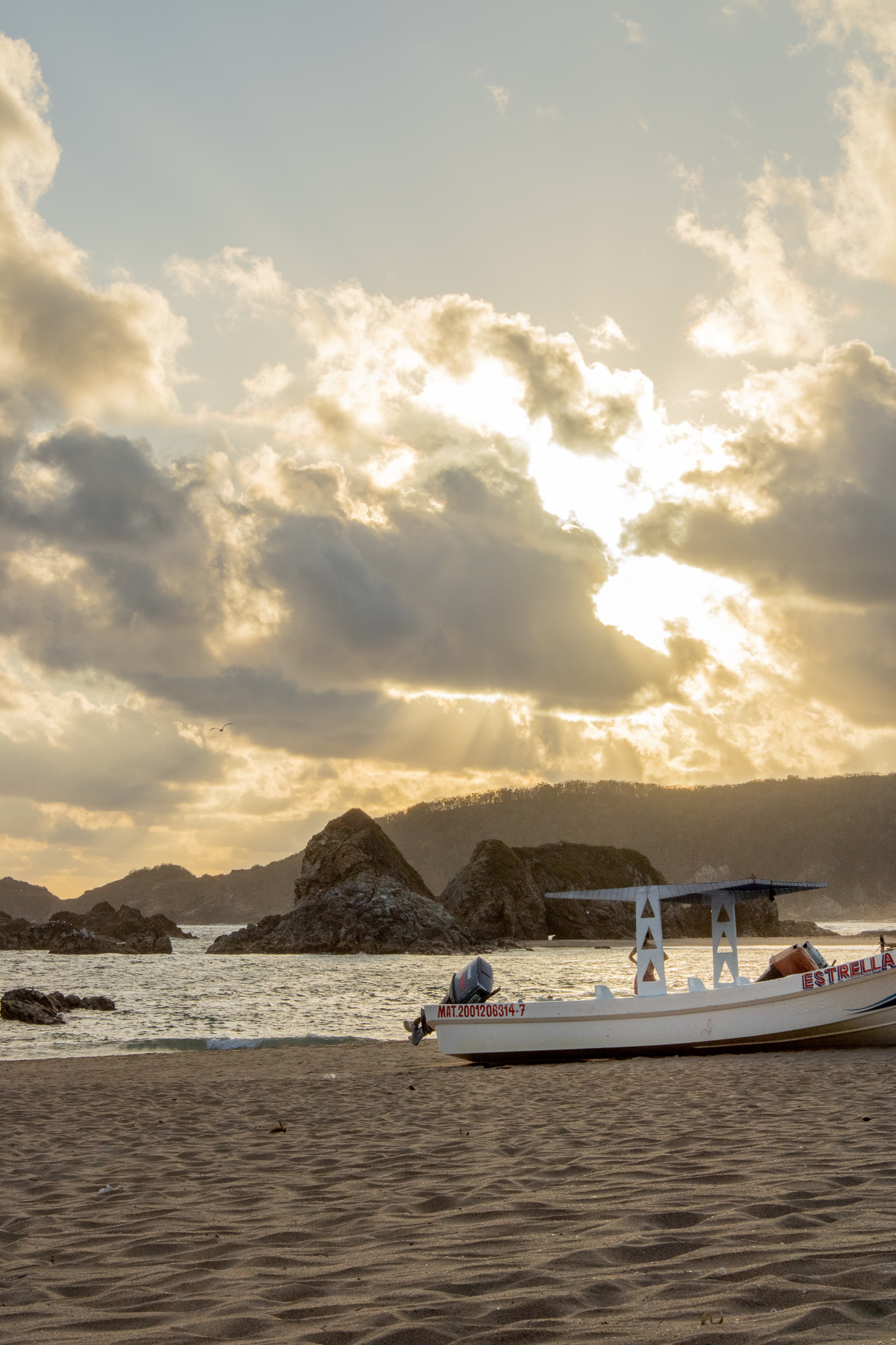 12 of the Best Beaches in Oaxaca, Mexico