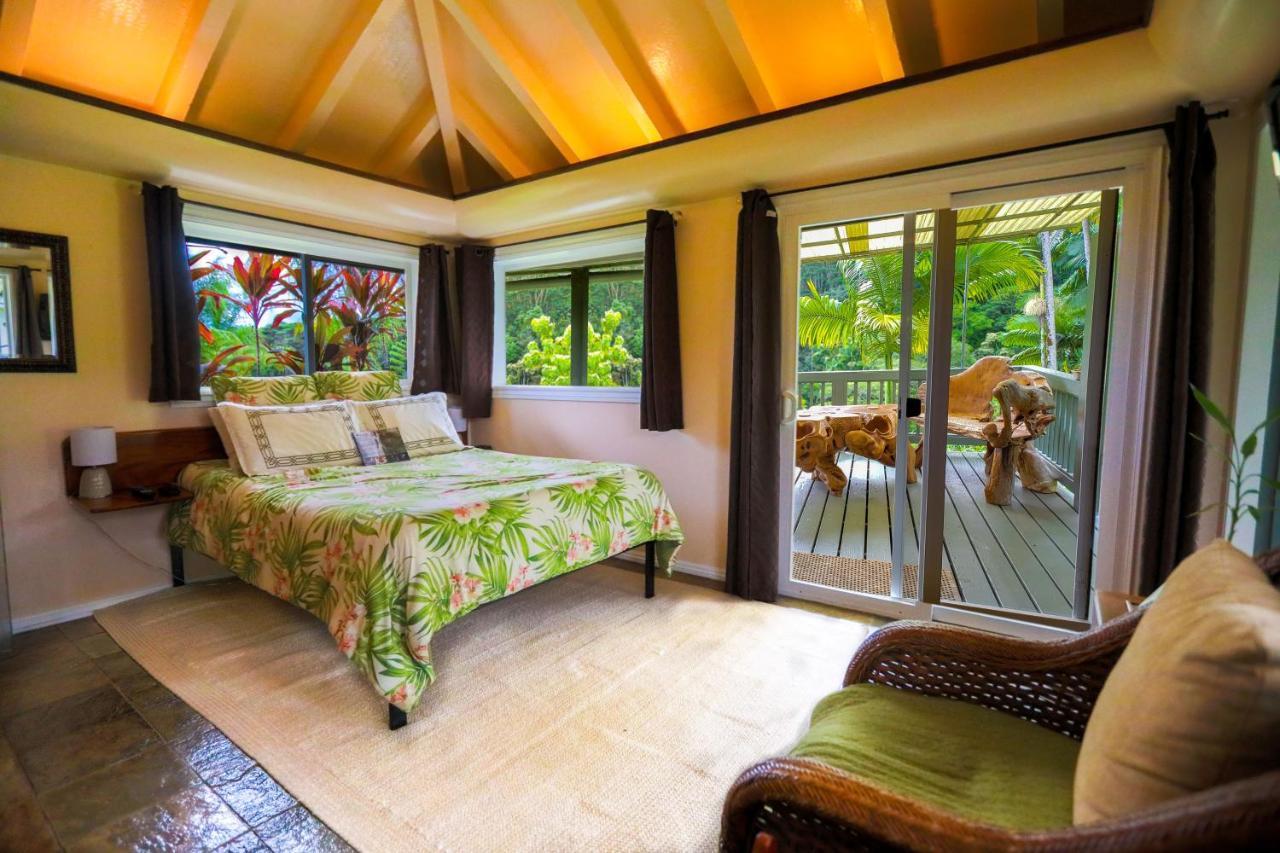 best boutique hotels in big island hawaii