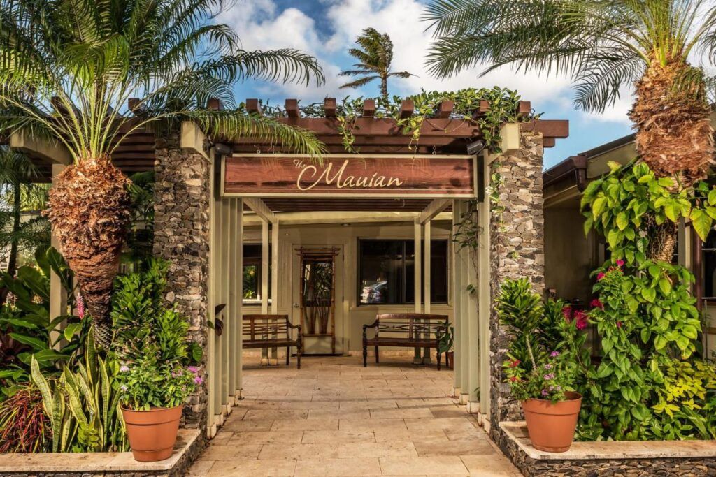 best boutique hotels in maui