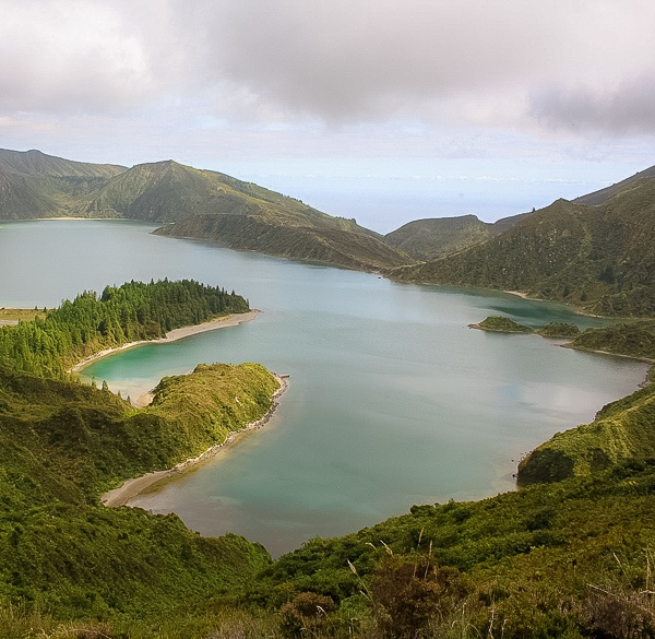 Lagoa do Fogo Overlook