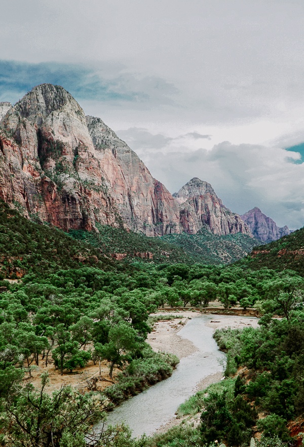 weekend trips from Phoenix Zion National Park 