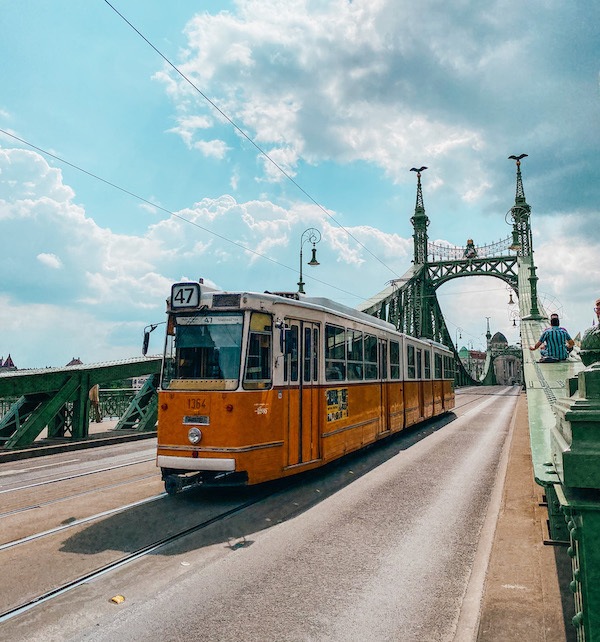 solo female travel budapest