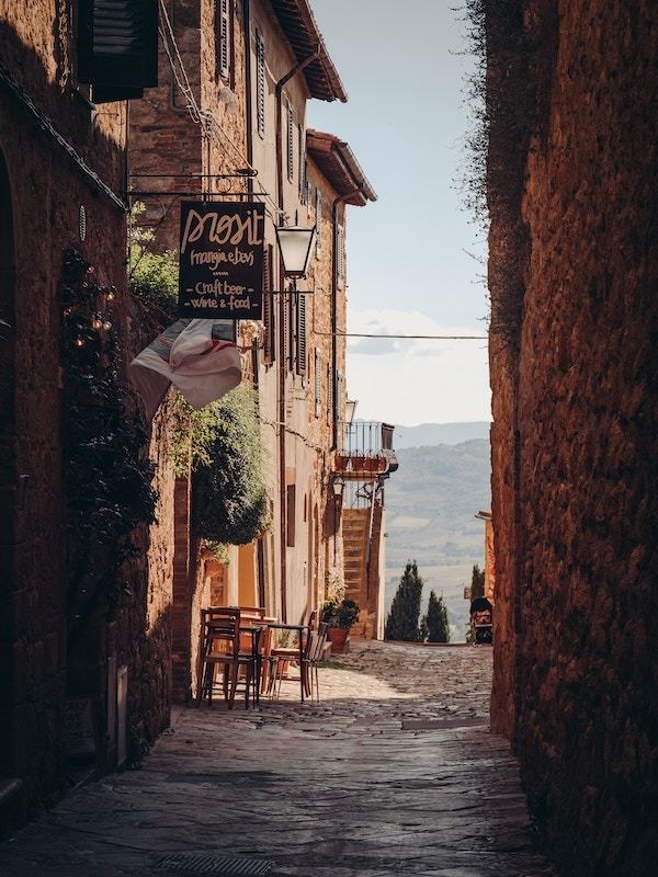 uncommon places to visit in italy