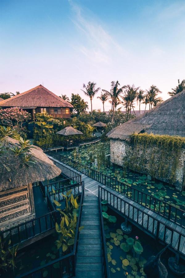 honeymoon hotels bali